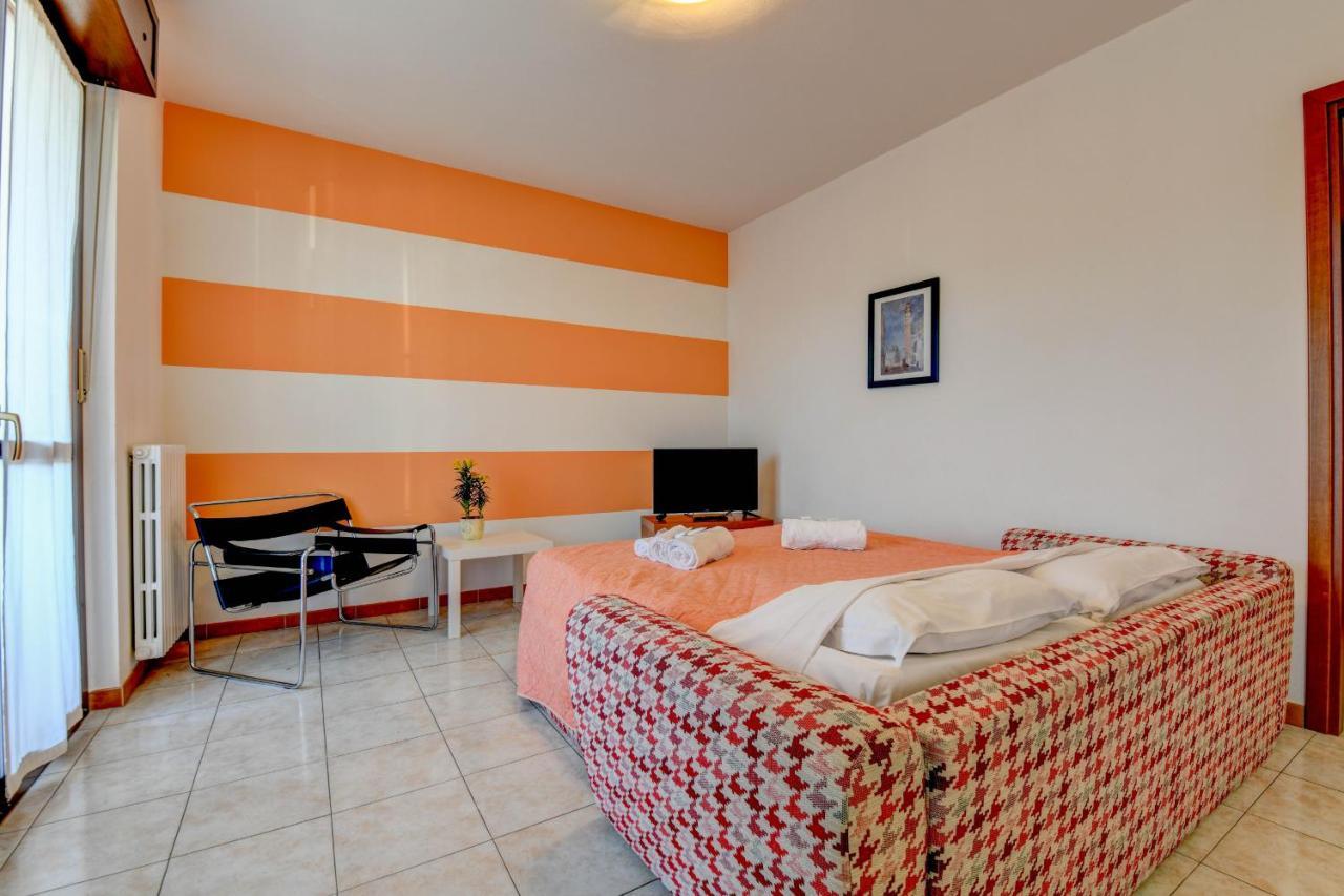 פסקיארה דל גארדה Residence Meridiana מראה חיצוני תמונה