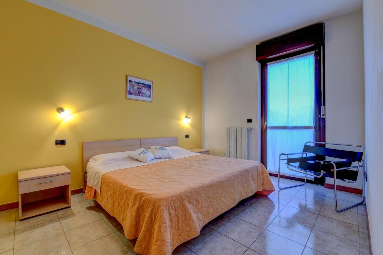 פסקיארה דל גארדה Residence Meridiana מראה חיצוני תמונה